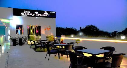 advent hotel, Noida hotels, greater Noida hotel, couple friendly,Noida extension