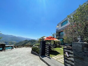 Bagian depan properti