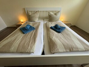 2 bedrooms, bed sheets