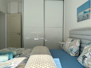 2 slaapkamers, een strijkplank/strijkijzer, wifi, beddengoed