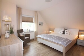 2 bedrooms, free WiFi, bed sheets