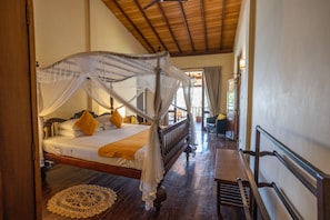 Deluxe Villa, Sea View - South Point Abbey Whole Villa 4 Bedroom (Sleeps 9) (Koggala)