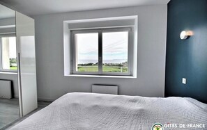 3 quartos, ferros/tábuas de passar roupa, Wi-Fi de cortesia