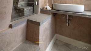 Deluxe Room, City View | Bathroom - Punti di vista  (Bibbona)