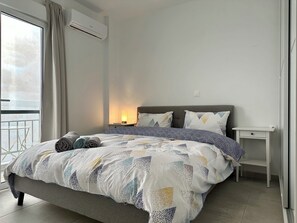 4 bedrooms, iron/ironing board, WiFi, bed sheets - P9 - 4 Bedroom apartments - Jacuzzi rooftop (Athens)