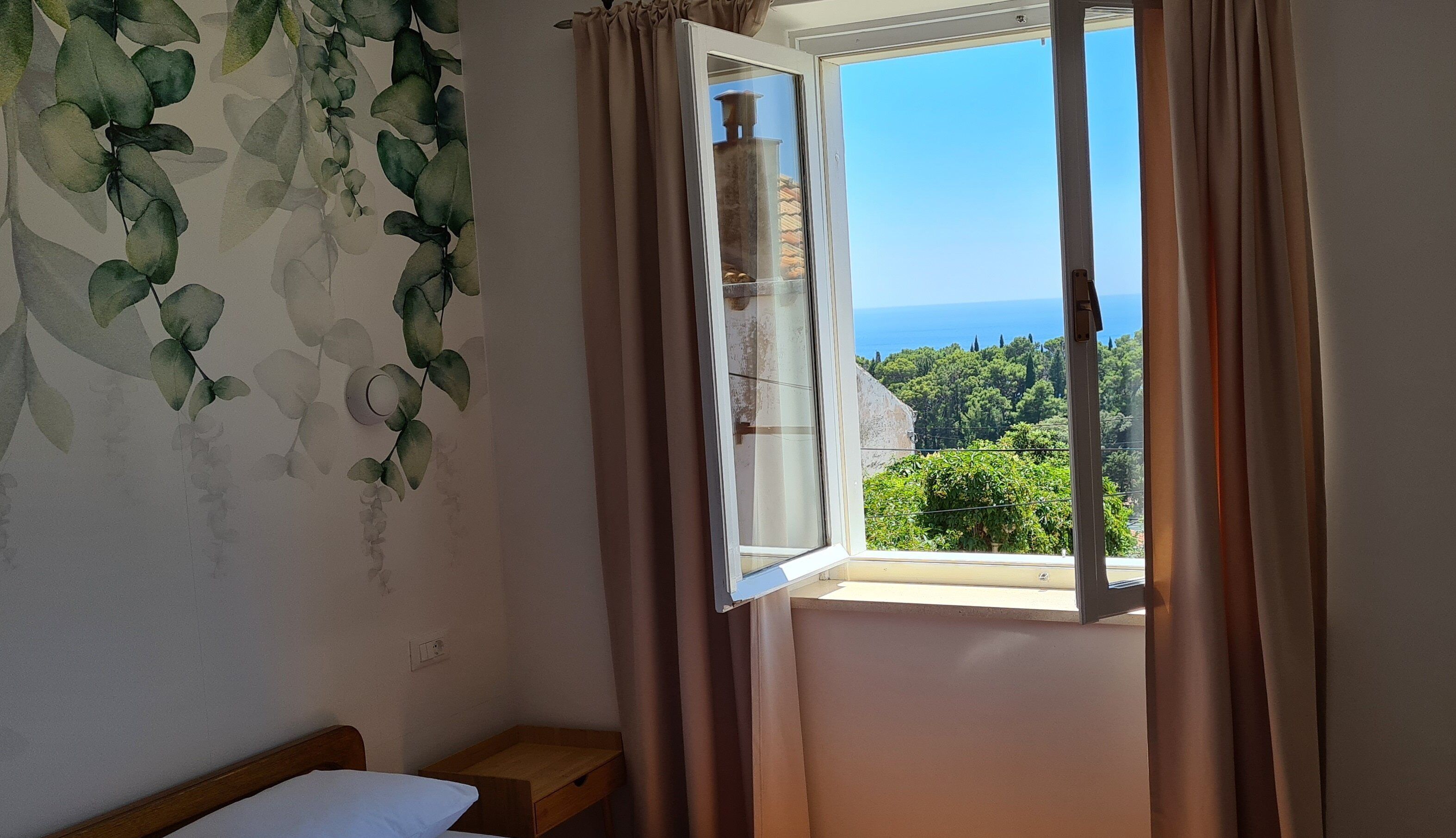 Apartment (Three Bedroom Apartment with Terrace) | 3 bedrooms, WiFi (free)
