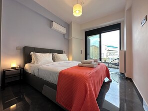 1 habitación, tabla de planchar con plancha, wifi y ropa de cama