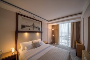 Suite | 1 bedroom, in-room safe, desk, laptop workspace - Putnik Inn Belgrade (Belgrade)