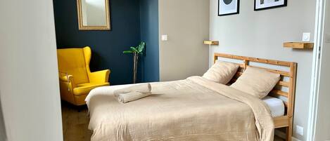 1 bedroom, WiFi, bed sheets