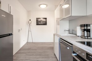 Fridge, microwave, oven, stovetop - Water Comfortable holiday residence (Ostseebad Koserow)