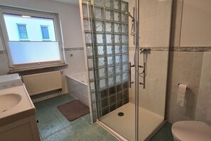 Een douche, een haardroger