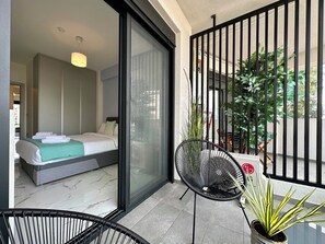 1 bedroom, iron/ironing board, WiFi, bed sheets - Sky Suite 3 view mountain (Athens)