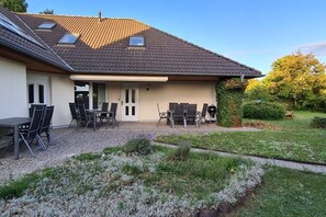 Outdoor dining - Air Comfortable holiday residence (Ostseebad Koserow)