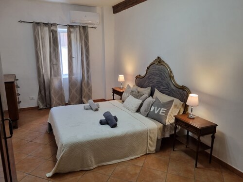 Appartamento per Famiglie nel Centro, a 4 Minuti dal Castello Medievale