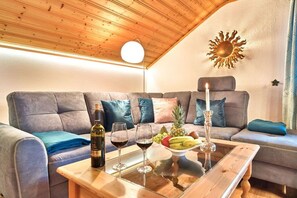 TV connectée, cheminée, lecteur de DVD