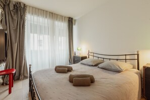 1 bedroom, iron/ironing board, free WiFi, bed sheets - Appartement Spacieux à 15 Minutes du jet D'eau (Genève)