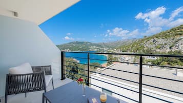 Villa (Five Bedroom Villa with Swimming Pool) | Balcony
