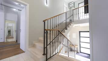 Villa (Five Bedroom Villa with Swimming Pool) | Interior