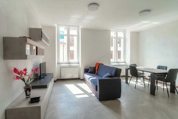 Családi apartman | Nappalirész | Síkképernyős tévé