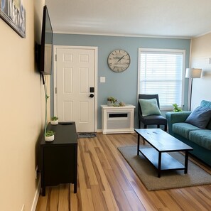 Smart TV - Cozy 3 beds with Pool and Balcony (Ocean City)