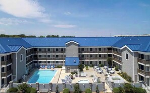 Pool - Cozy 3 beds w/Pool and Balcony (Ocean City)