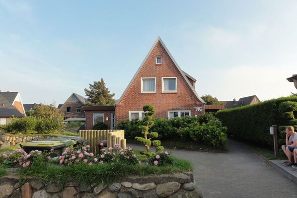 Property grounds - Lütje Gaadt Comfortable holiday residence (Westerland)