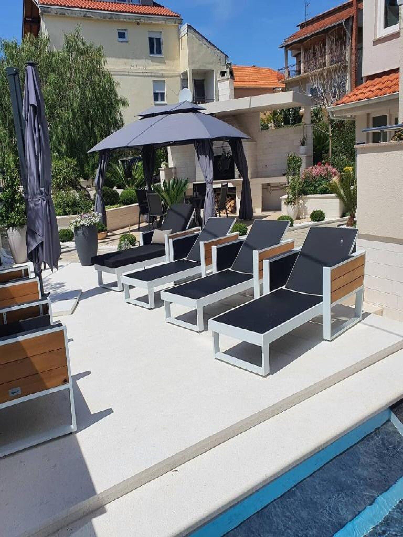 Apartment (Two Bedroom Apartment with Swimming P) | Terrace/patio