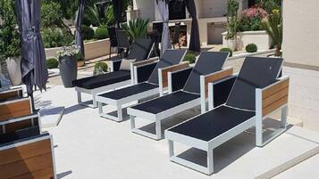 Apartment (Two Bedroom Apartment with Swimming P) | Terrace/patio