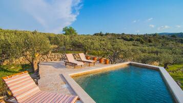 Villa (One Bedroom Villa with Swimming Pool) | Pool