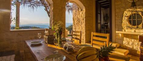 Villa (One Bedroom Villa with Swimming Pool) | Área de parrilladas y picnic