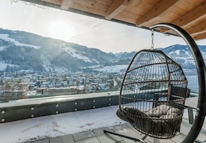 Cozy Penthouse | Balcony view