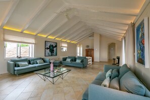 Villa (Villas Ivana & Bella) | Living room