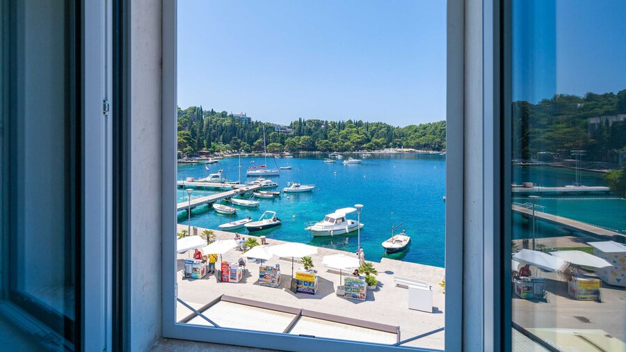 Apartments Villa Royale