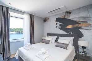 Studio (Studio Apartment with Sea View - 1)