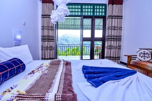Deluxe Double Room, Balcony, Mountain View | Free WiFi - damil nishshanka (Ella)