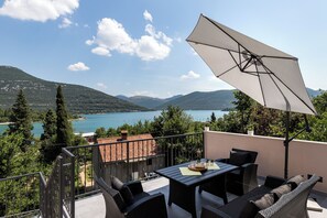 House (Two Bedroom Holiday Home with Terrace) | Terrace/patio - Holiday Home Monika (Ston)