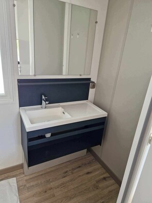 Een douche, een haardroger