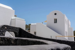 Exterior - Peranosa The Residency (Santorini)
