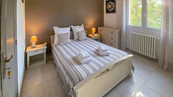 2 chambres, Wi-Fi gratuit, draps fournis