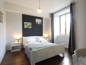 2 bedrooms, free WiFi