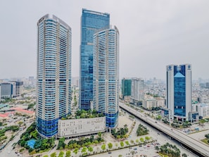 Appartement Deluxe, 2 chambres, balcon, vue ville (High Floor (15th floor above)) | Vue de la chambre