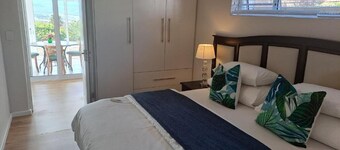 One-Bedroom Apartment - Sleeps 2 adults in a King size bed and 2 children.

 