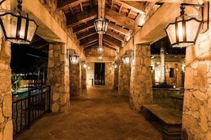 Property grounds - Hacienda Beach Club 2-403 Newly Updated Ocewan View! (Cabo San Lucas)