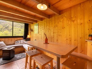 تناول الطعام