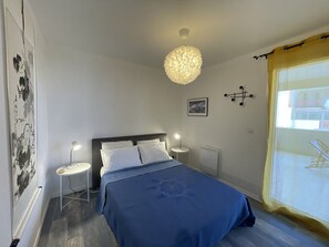 2 bedrooms
