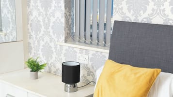 3 chambres, fer et planche à repasser, Wi-Fi gratuit, draps fournis