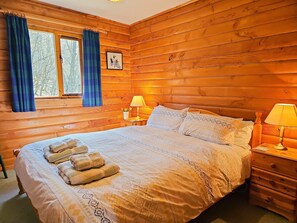 4 soverom, strykejern/-brett, reiseseng for barn og wi-fi (inkludert)