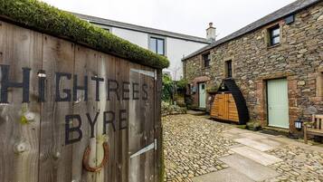 Enceinte de lâhĂ©bergement