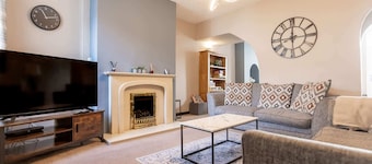 Cumbria House: Stunning Views, 3 Bedrooms & Garden