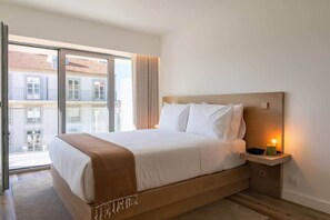 4 chambres, fer et planche à repasser, lit de bébé portatif, Wi-Fi